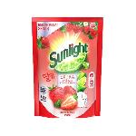 Promo Harga Sunlight Pencuci Piring Korean Strawberry 560 ml - Hypermart